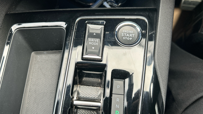 Peugeot 5008 1.5 BlueHDi Allure 5dr EAT8 Diesel Estate